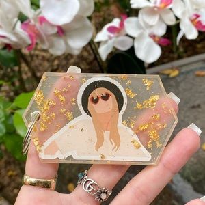 Taylor Swift RED Album " 22 " Music Video Cartoon & Gold Flakes Keychain